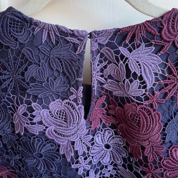 Lord & Taylor 424 Fifth Chemical Lace Embroidered Floral Top - Picture 8 of 10